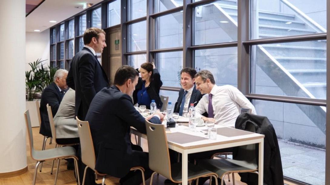 Μητσοτακης