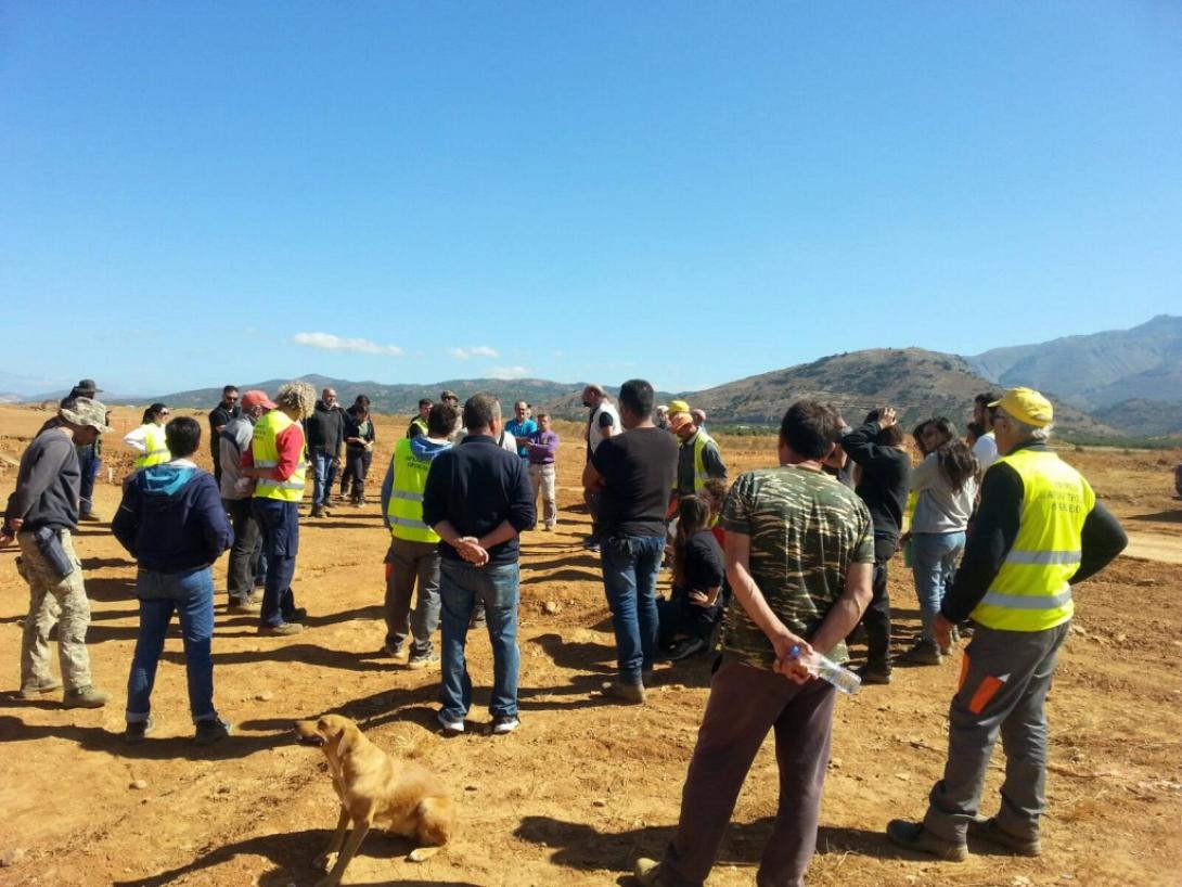 Οικοδόμοι στο αεροδρόμιο Καστελίου.