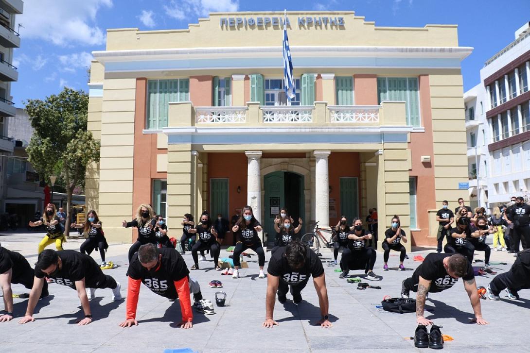 γυμναστές πλατεία ελευθερίας