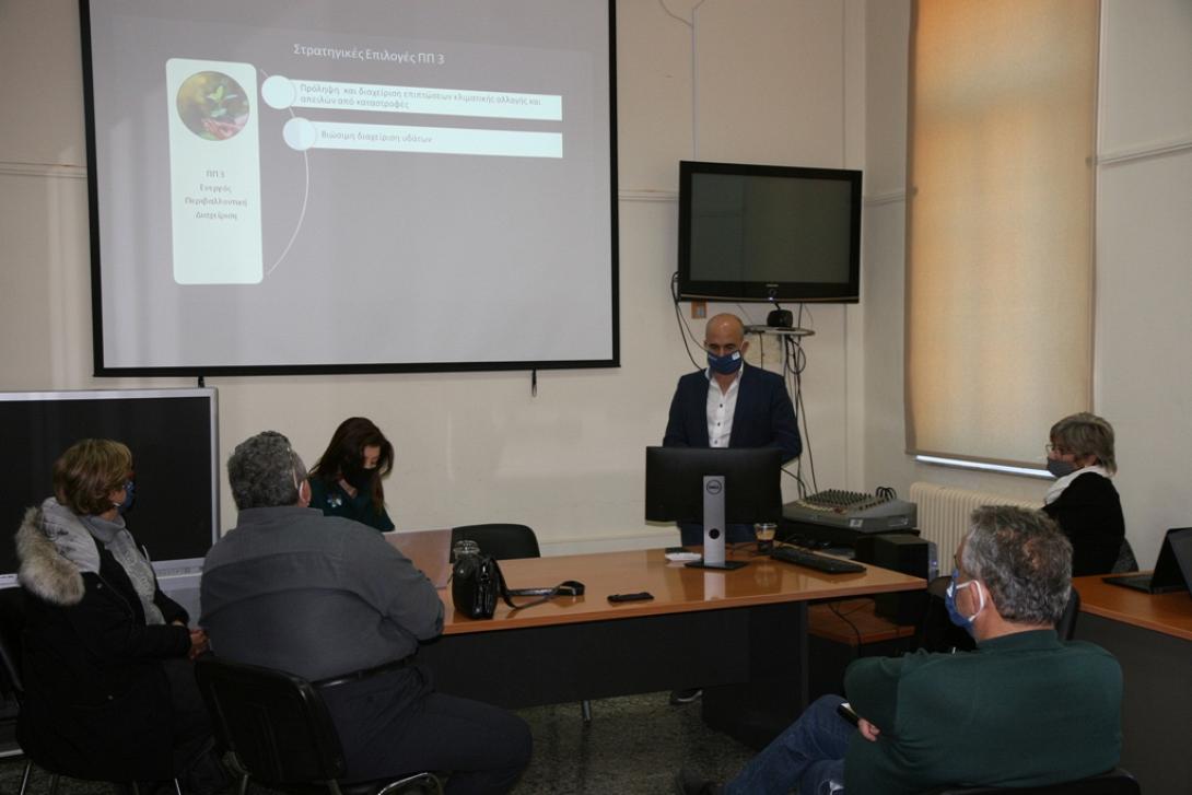 Από τη συνάντηση που πραγματοποιήθηκε στα Χανιά.