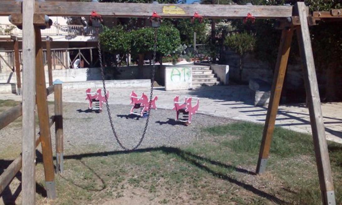 Παιδική χαρά για γέλια και για κλάματα στις Γωνιές Χερσονήσου