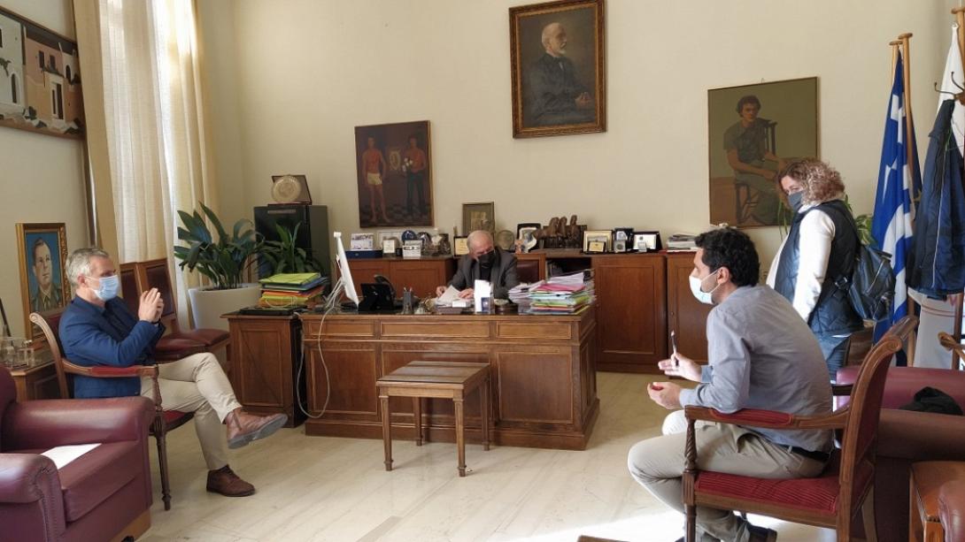 λότζια δήμαρχος