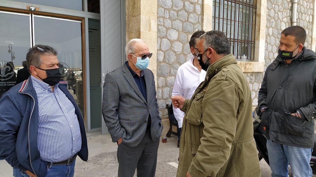 Λαμπρινός αγρότες