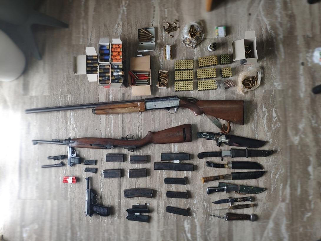 όπλα μεσαρά