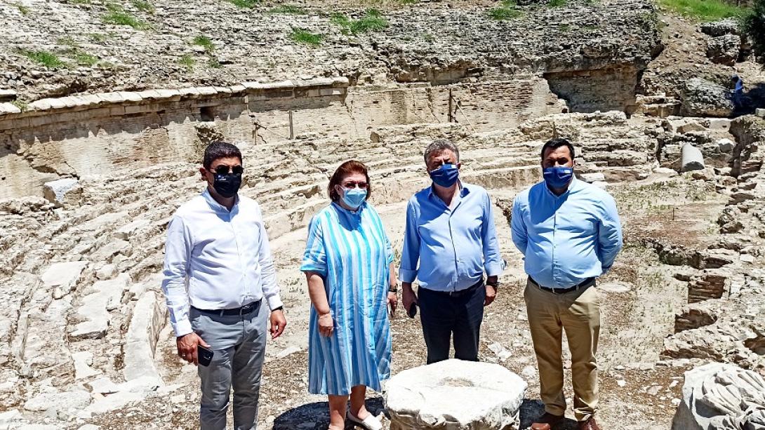 Μενδώνη - Μεσσαρά