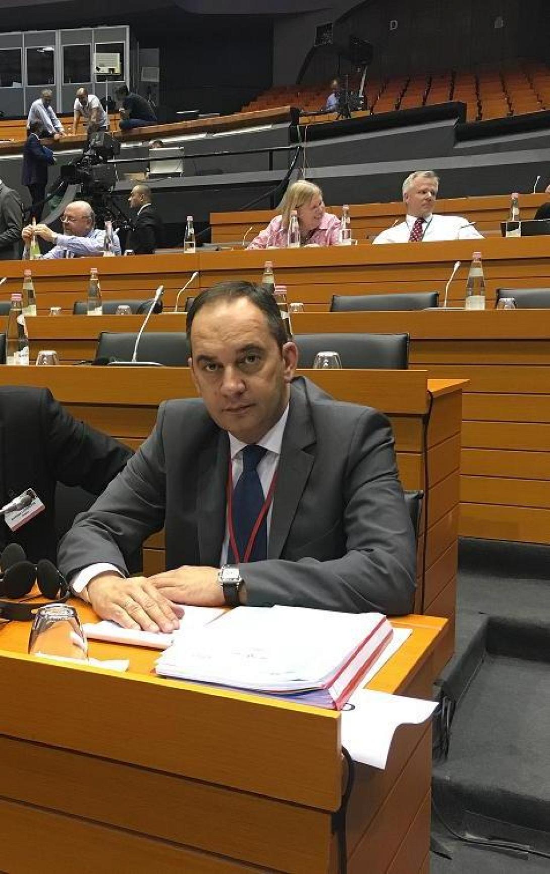 πλακιωτακης