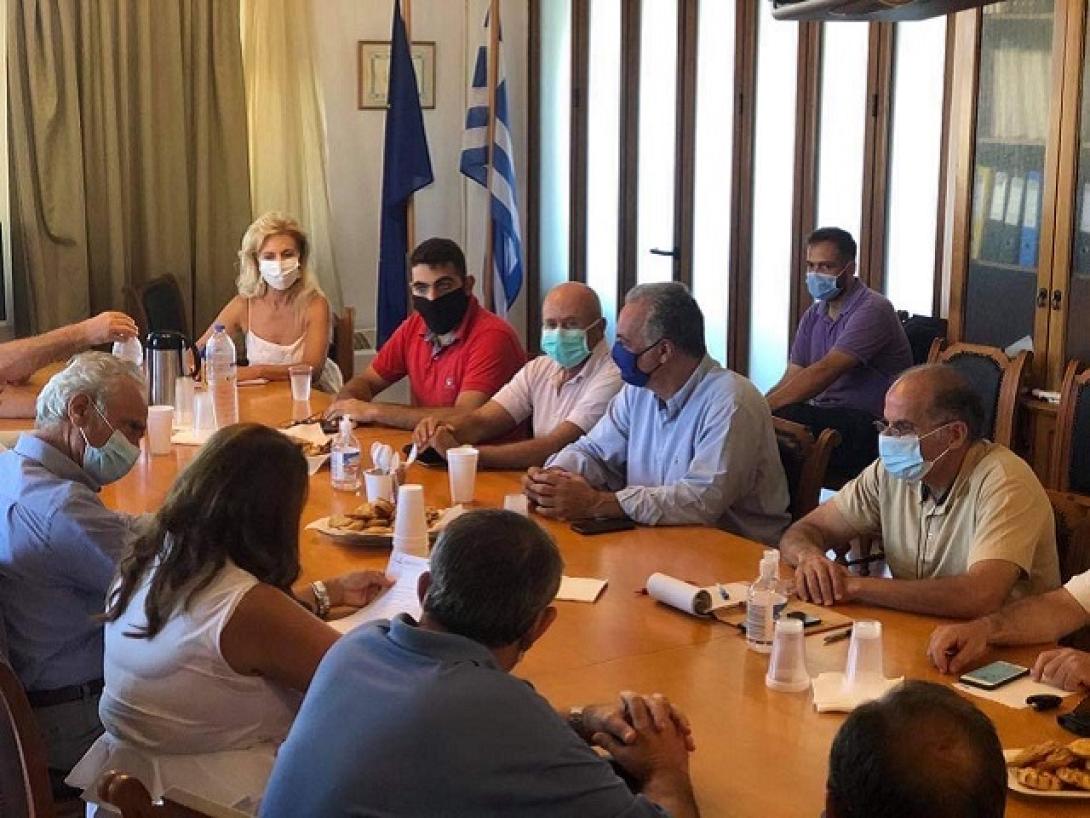 Επίσκεψη Κεφαλογιάννη στον Οργανισμό Λιμένος Ηρακλείου και στο Τεχνικό Επιμελητήριο