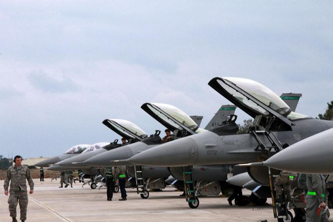 αμερικανικα αεροσκαφη.jpg