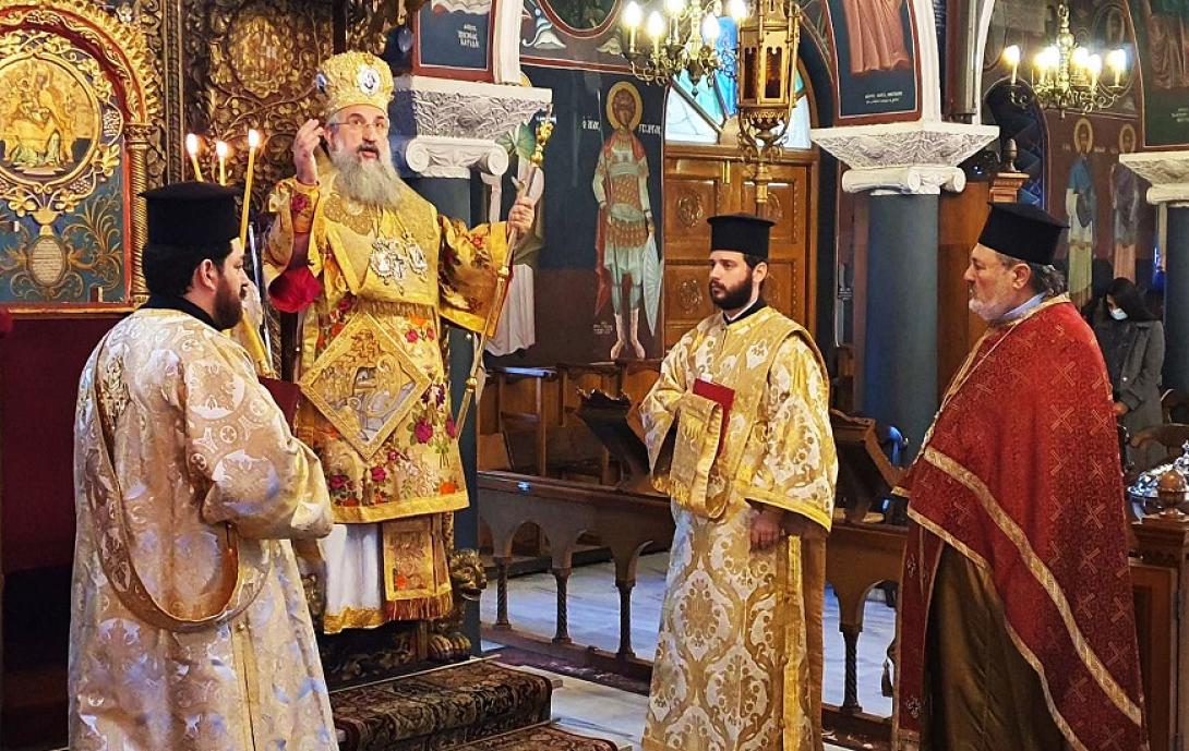 ρέθυμνο χριστουγεννιάτικη θεία λειτουργία