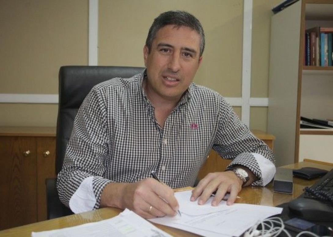 πέτρος ινιωτάκης