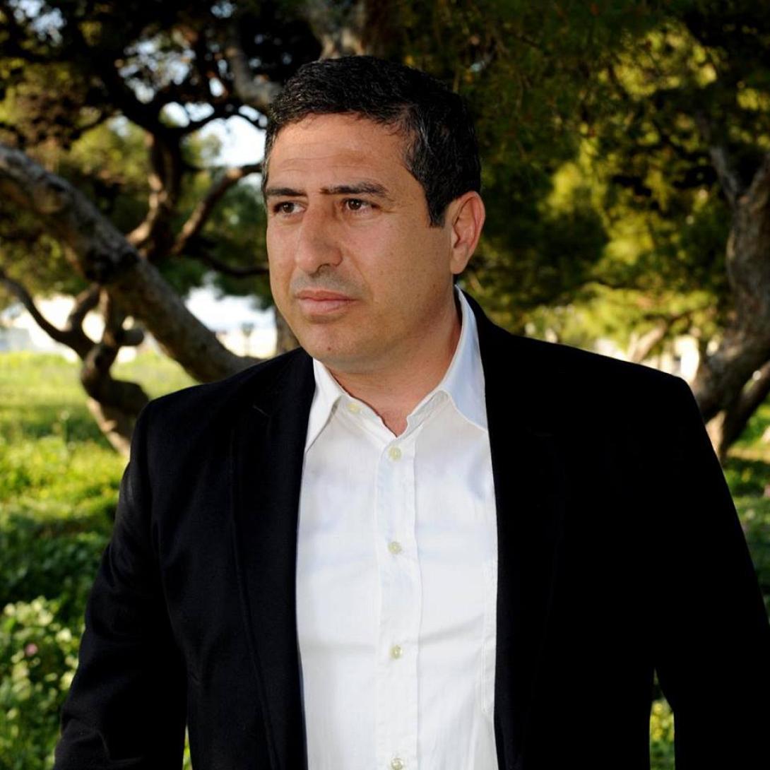 δημοσκοπιο