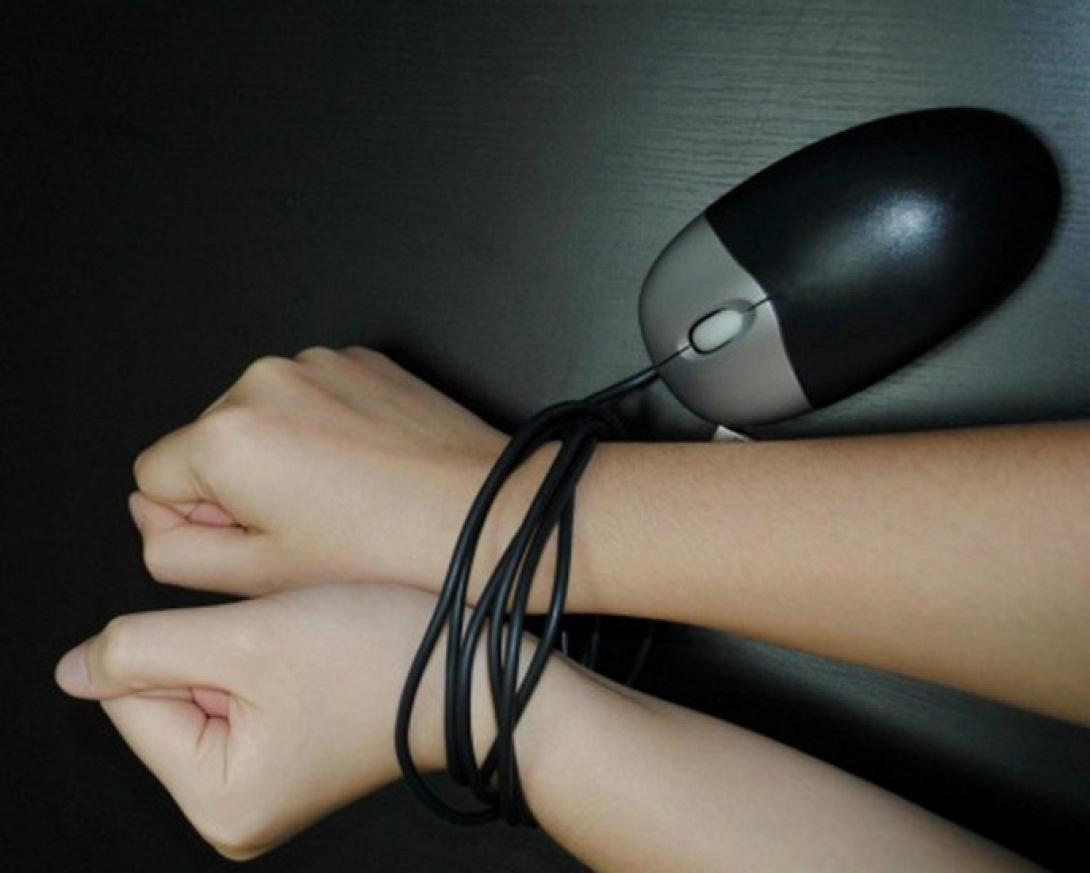 Ανησυχία για τον εθισμό εφήβων στο διαδίκτυο και στην Κρήτη