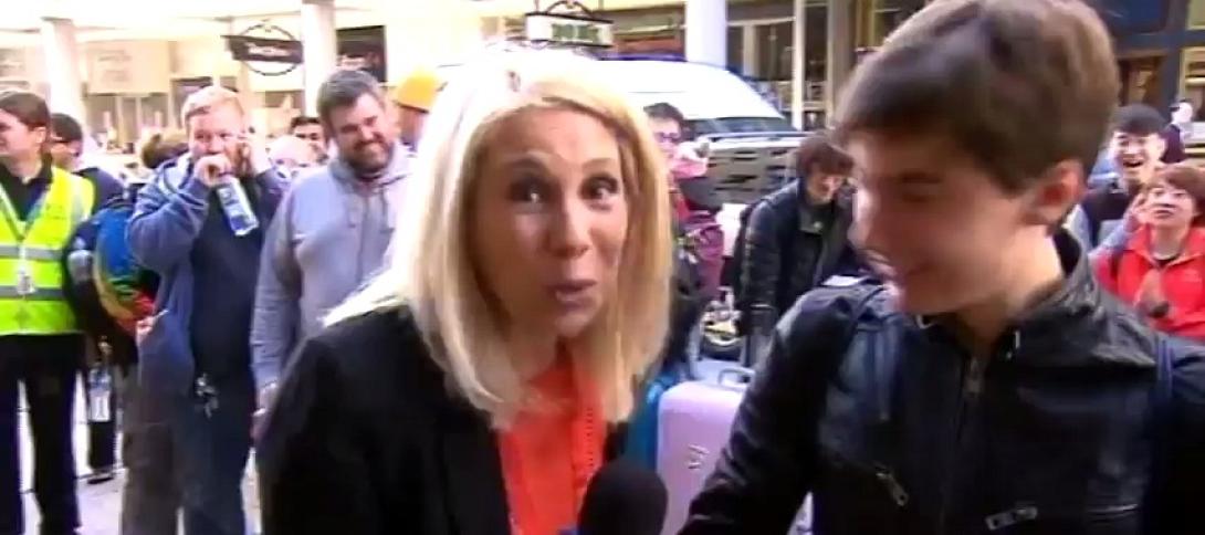 Πήρε πρώτος το iPhone 6 ... και του έπεσε! (βίντεο)