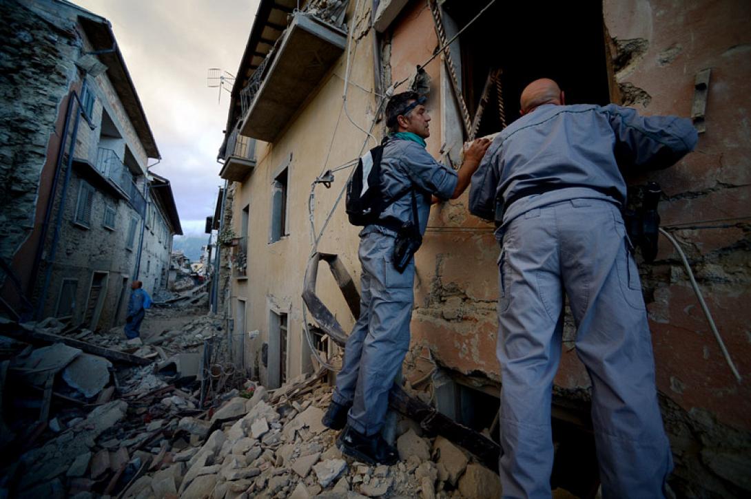 σεισμός ιταλία