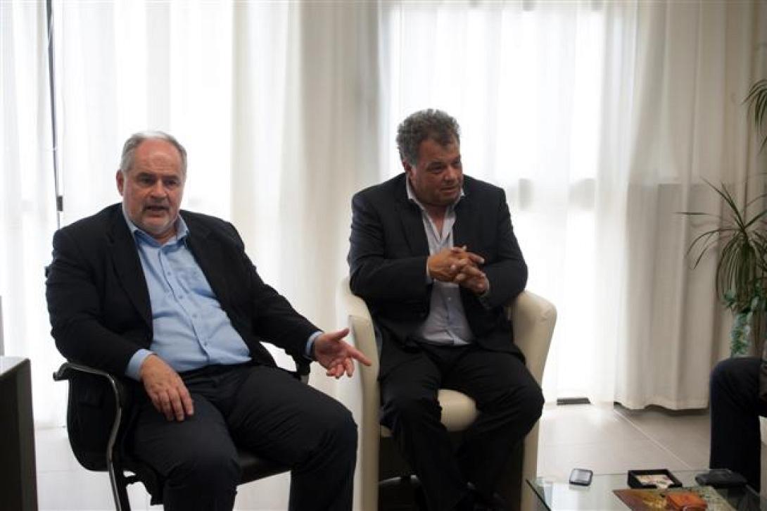 ΙΤΕ και Πανεπιστημιακές Εκδόσεις επισκέφθηκαν οι "Ενεργοί Πολίτες"