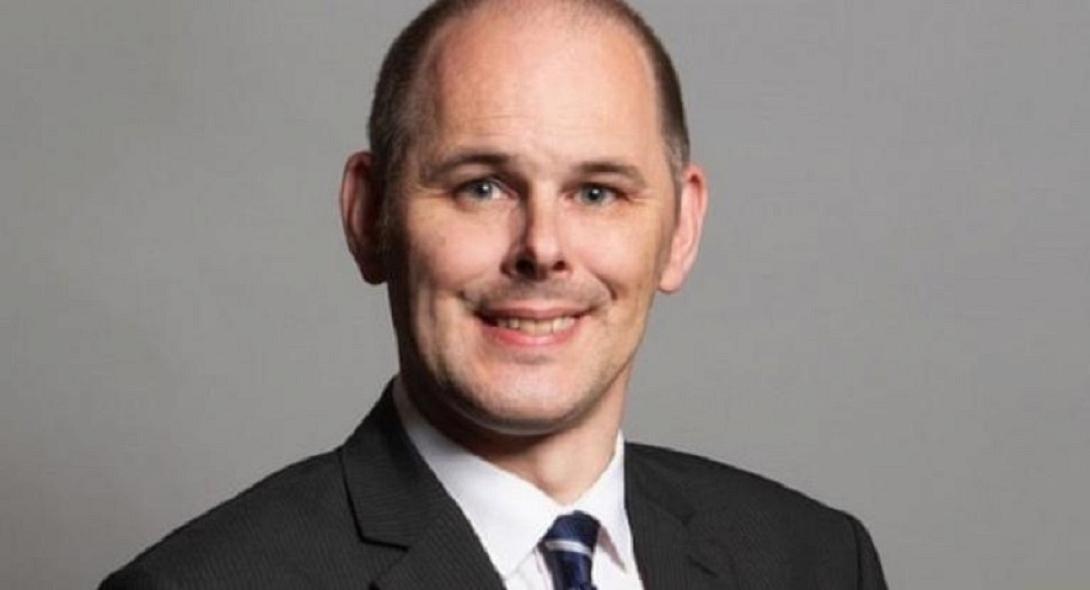 Τζέιμς Γκράντι