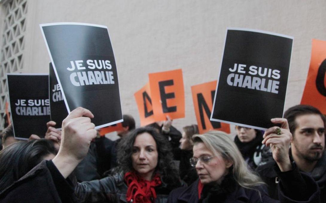 Οι Θεσσαλονικείς στο πλευρό του γαλλικού λαού