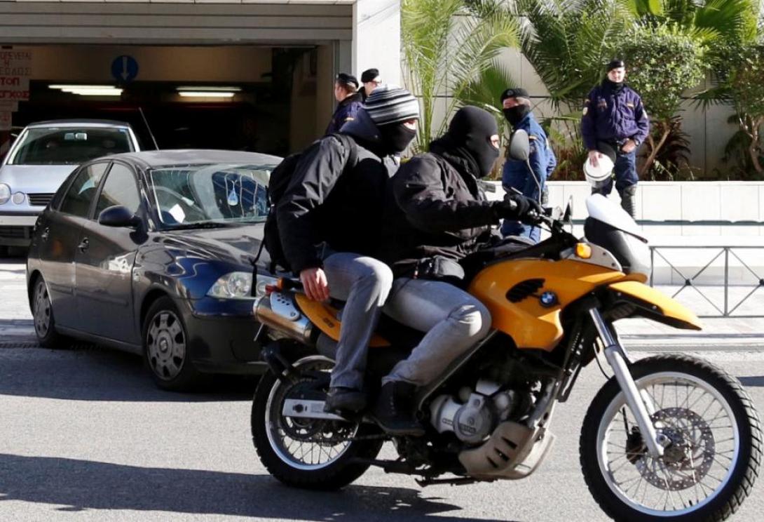 Προθεσμία για αύριο πήραν οι δύο κατηγορούμενοι ως συνεργοί του Χρ. Ξηρού