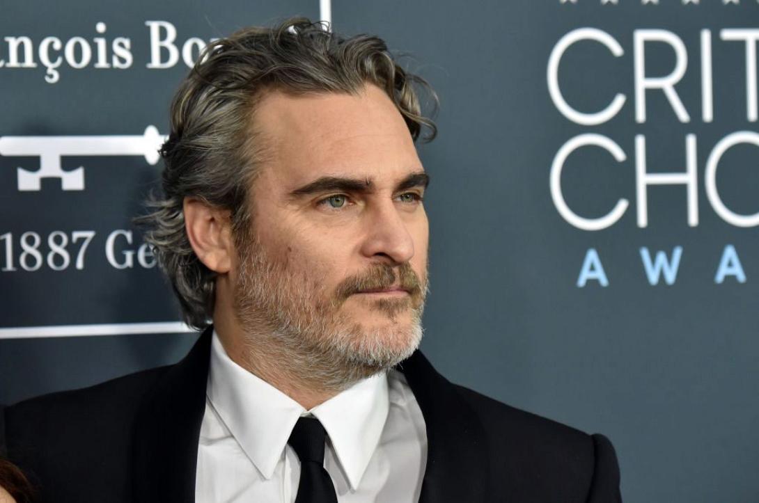 joaquin-phoenix-2-1024x679-1.jpg