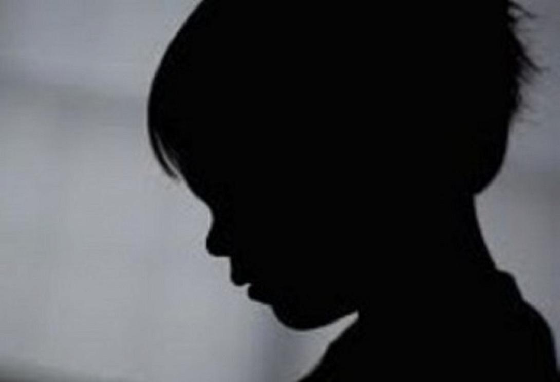 κακοποίηση-αγοράκι