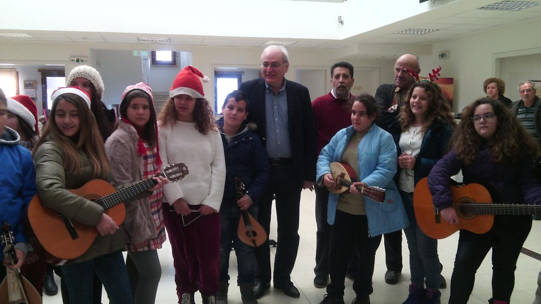 Το Δημαρχείο της Βιάννου γέμισε ... Χριστουγεννιάτικες μελωδίες