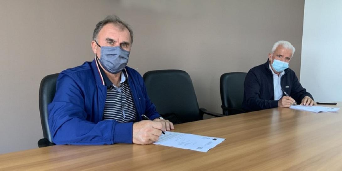 Καλαντζάκης - συμβαση υπογραφη