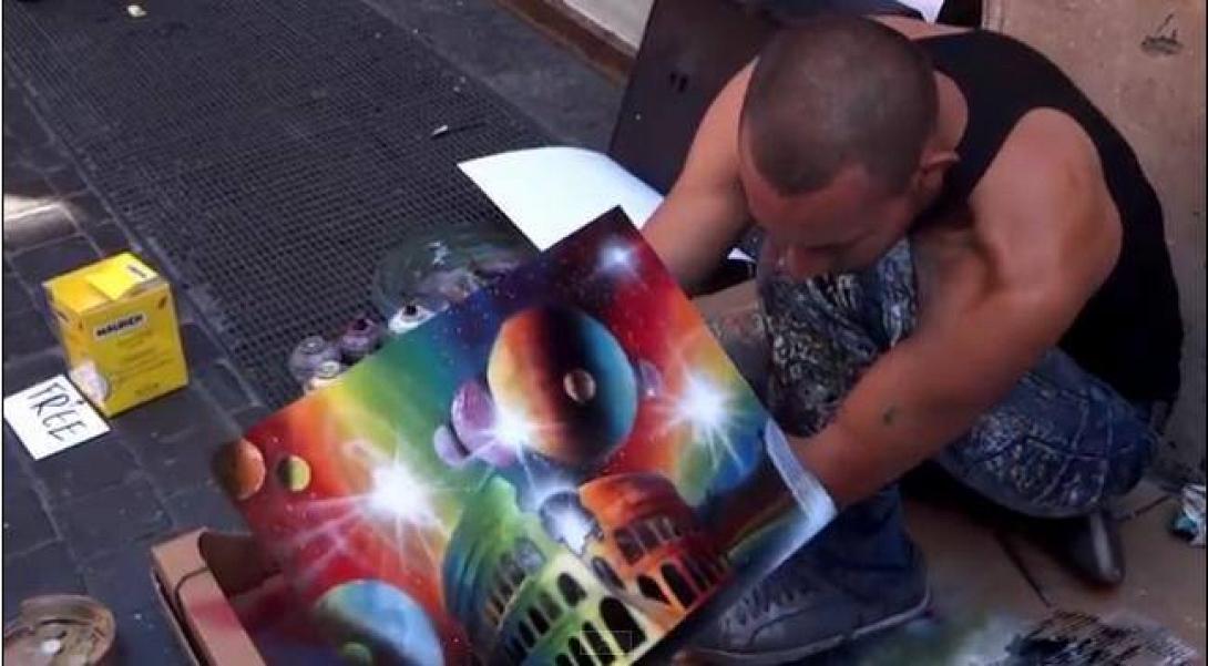 Ο καλλιτέχνης του δρόμου που κάνει θαύματα! (βίντεο)