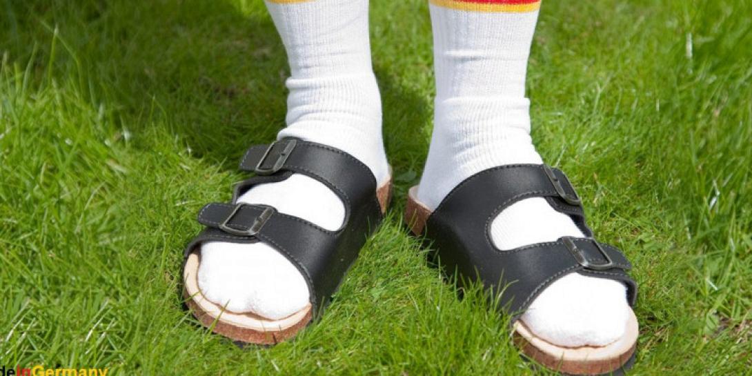 πεδιλο καλτσα γερμανια.jpg