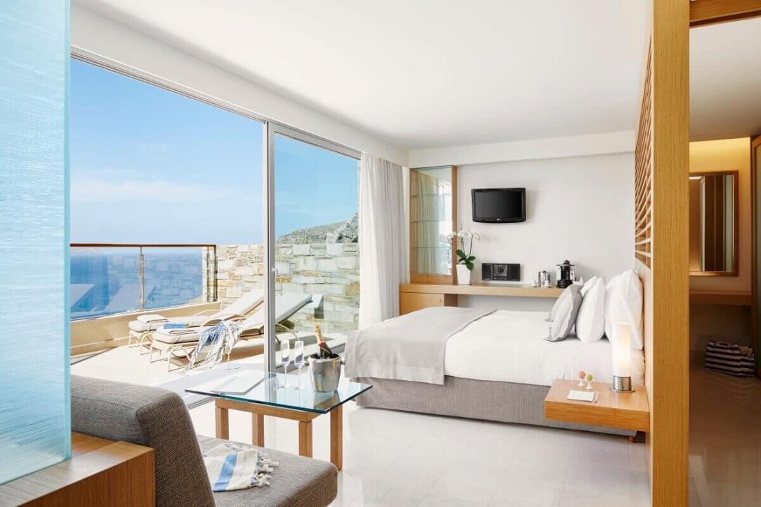 kalutero-kenodoxeio-5-asterwn-lindosblu-kalutera-ksenodoxeia-ellada-trivago-awards-2017-room.jpg