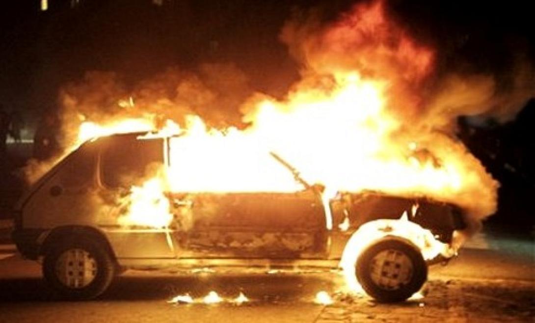 44χρονη Σερβίδα κάηκε ζωντανή μέσα στο αυτοκίνητό της