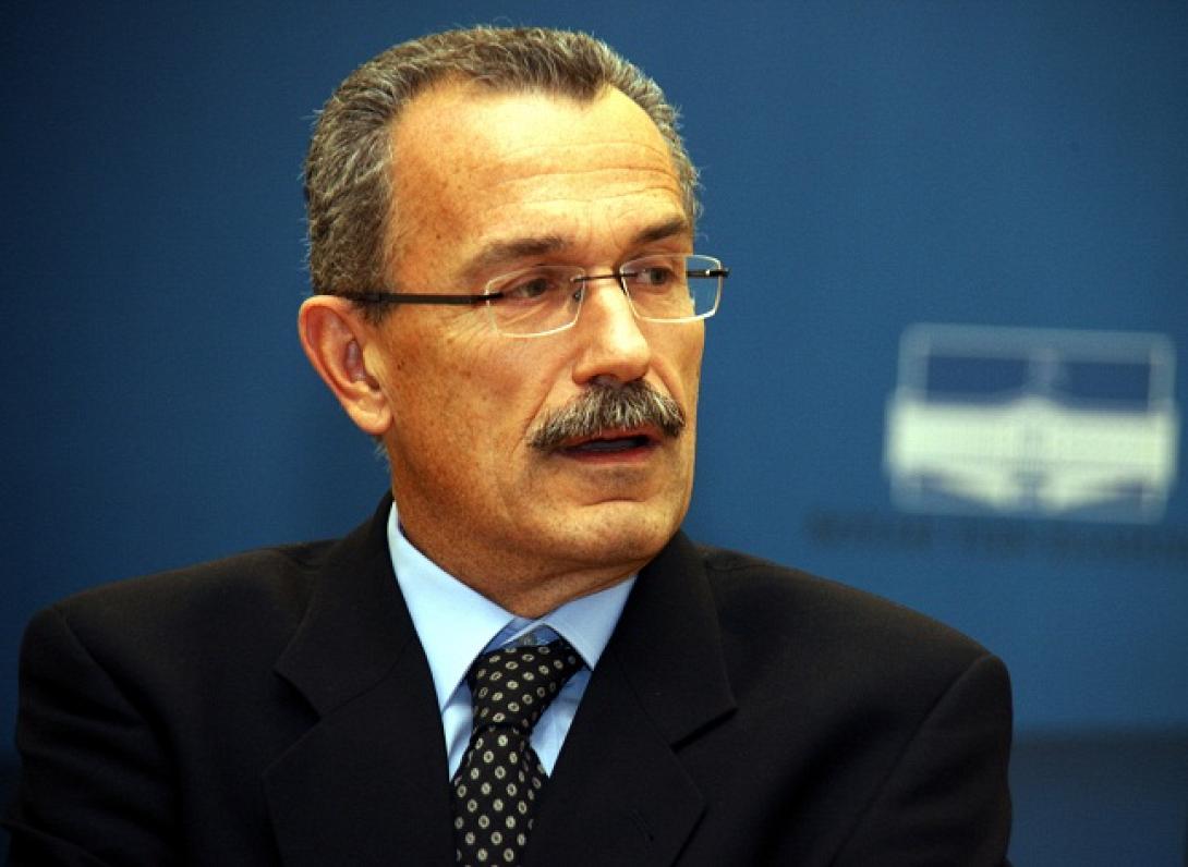 Υποψήφιος με την "Ελιά" ο Παντελής Καψής