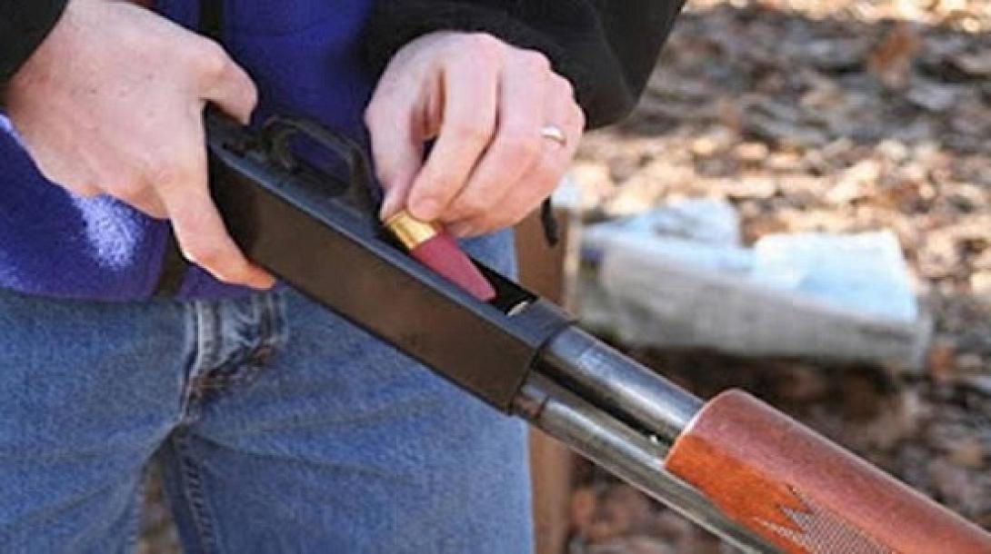 Πάτρα: Αναστάτωση στα δικαστήρια από ηλικιωμένο που έφερε καραμπίνα