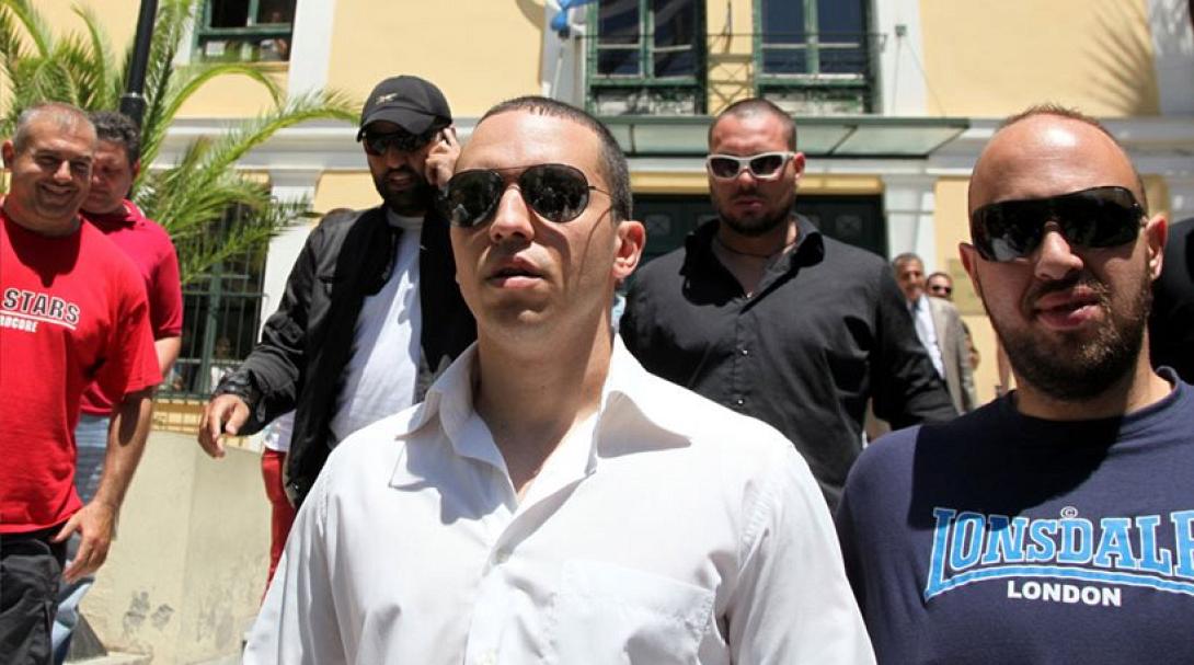 Ο Ηλίας Κασιδιάρης ζητά την αποφυλάκιση του 