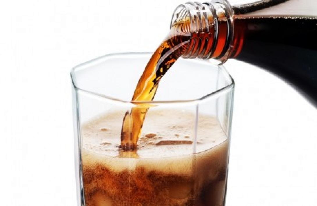 Πως η συχνή κατανάλωση αναψυκτικών βλάπτει την υγεία μας