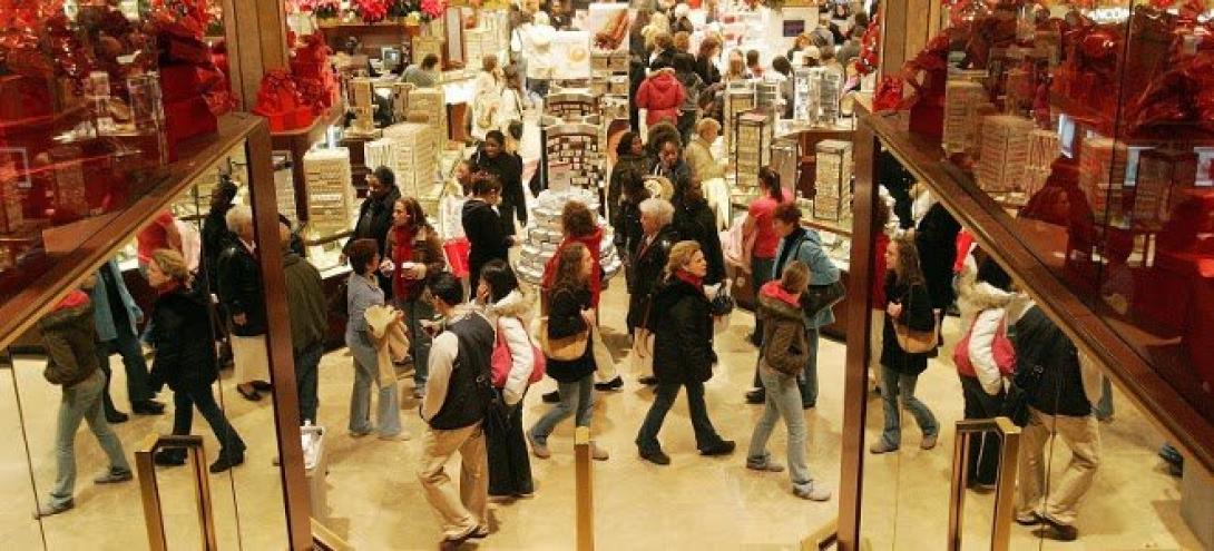 Μειωμένος κατά 10% ο εορταστικός τζίρος των καταστημάτων