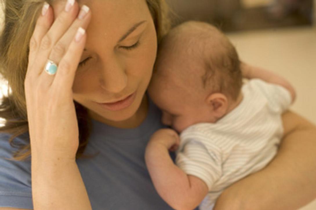 Με συμπτώματα κατάθλιψης οι περισσότερες γυναίκες που αποκτούν για πρώτη φορά παιδί 