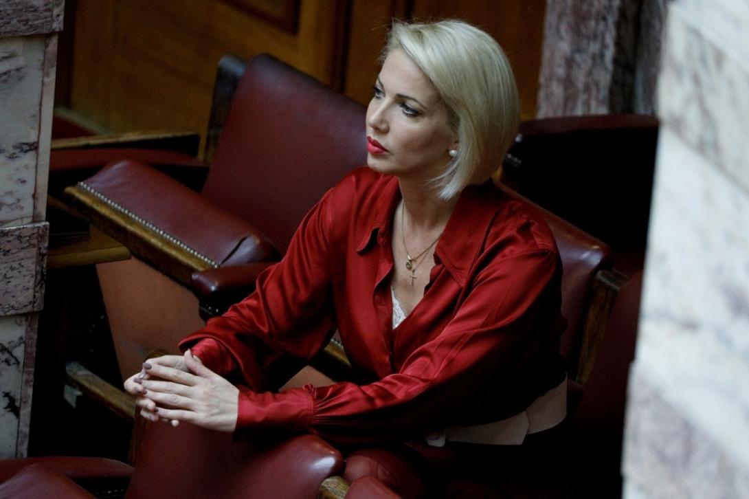 κατερίνα μονογυιού