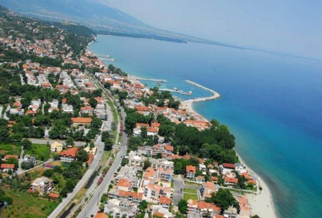 Ο γύρος της Ελλάδας σε 13 ημέρες για τέσσερις νέους!