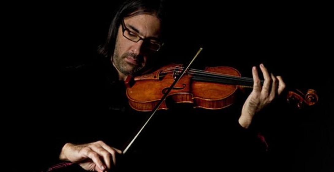 New York Times και Λεωνίδας Καβάκος (βίντεο)