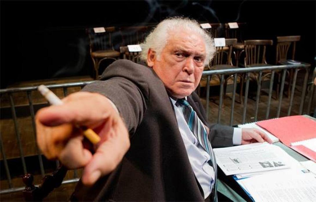 Η "Ανάκριση" στην Κρήτη με τον Κώστα Καζάκο