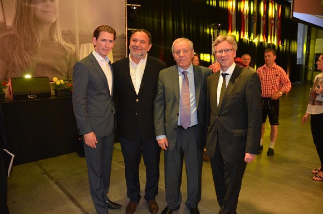 Στην Αυστρία για τη Γενική Συνέλευση των Δήμων ο Γιάννης Κουράκης