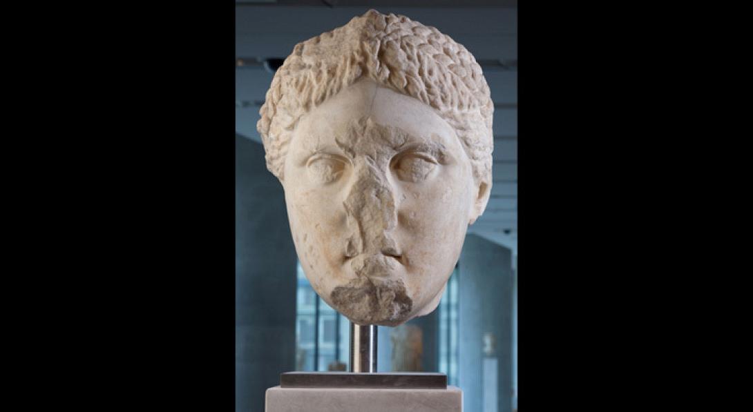 κεφαλι αγαλματος