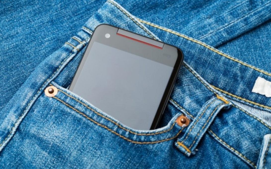 Πως τα νέα τηλέφωνα επηρεάζουν τη ... μόδα