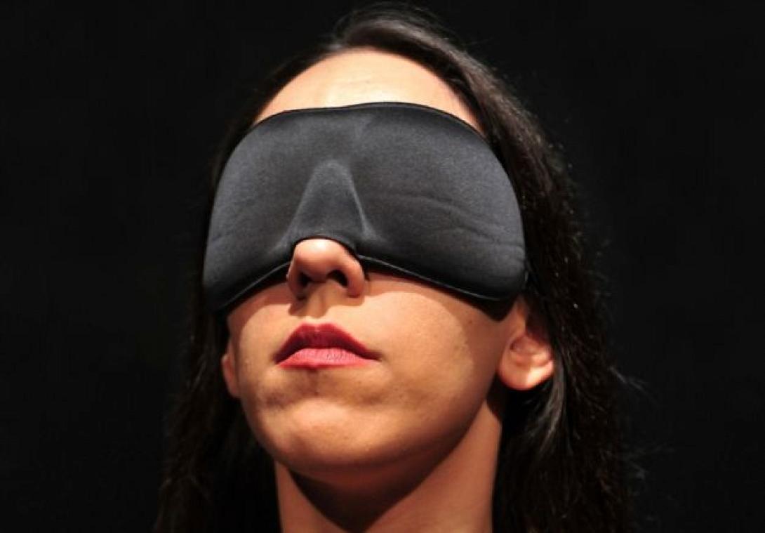 κλειστα ματια