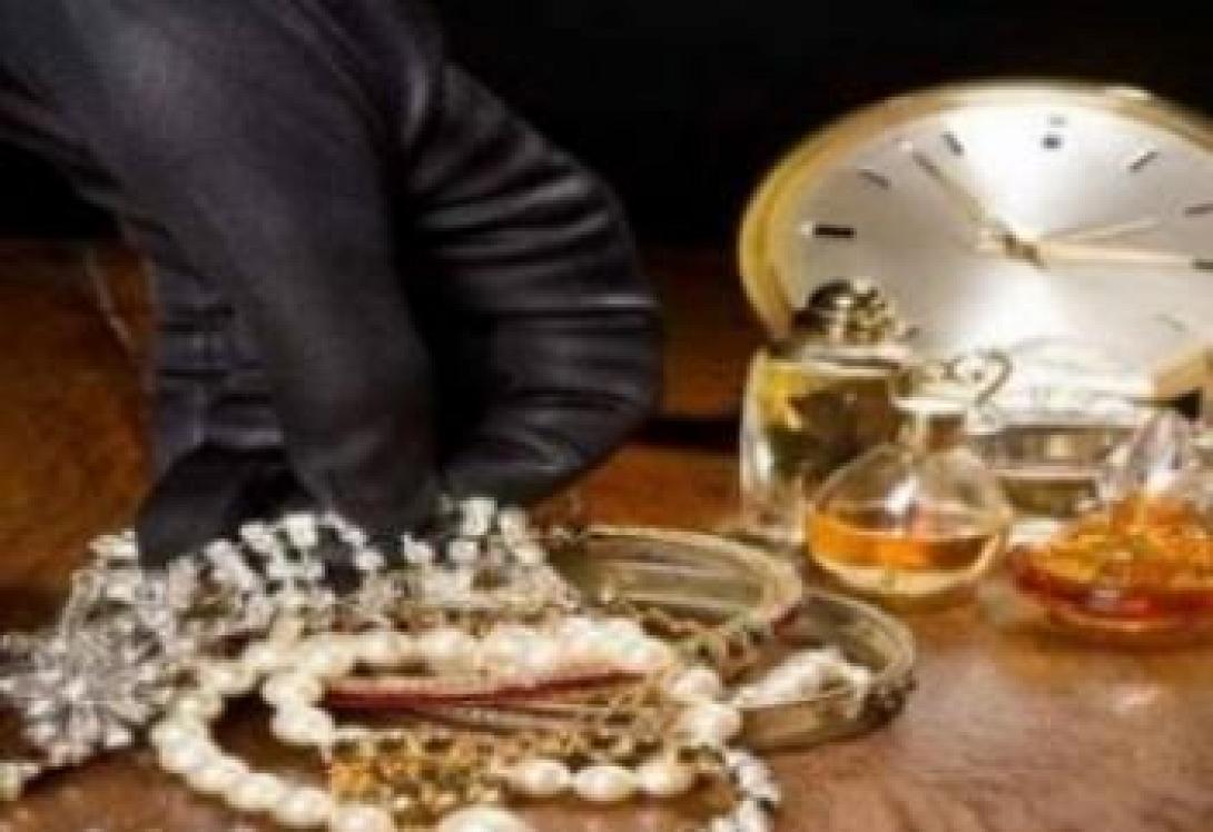 Πέλλα: Έκλεψαν κοσμήματα και ρολόγια αξίας 100.000 ευρώ