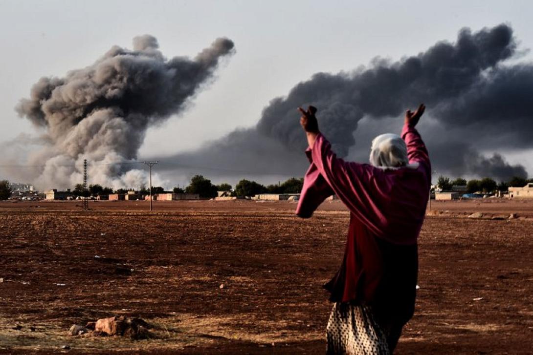kobane-spectators.jpg