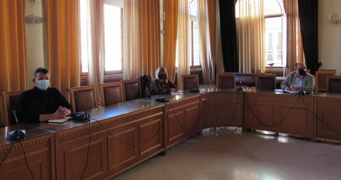 διαδικτυακό φροντιστήριο