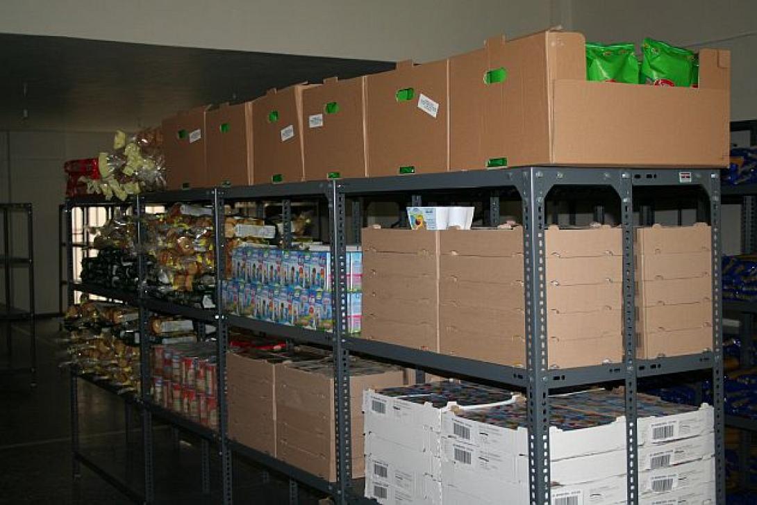 Προσφορά γάλακτος στο Κοινωνικό Παντοπωλείο Μαλεβιζίου