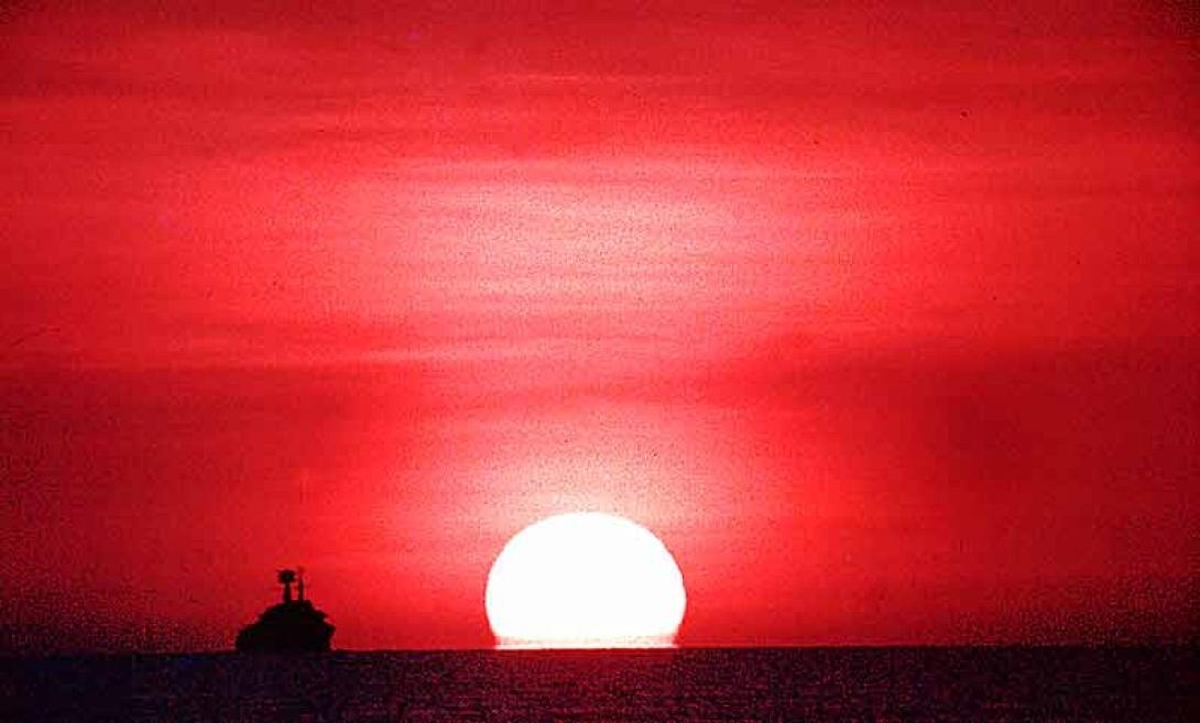 κοκκινο φεγγαρι