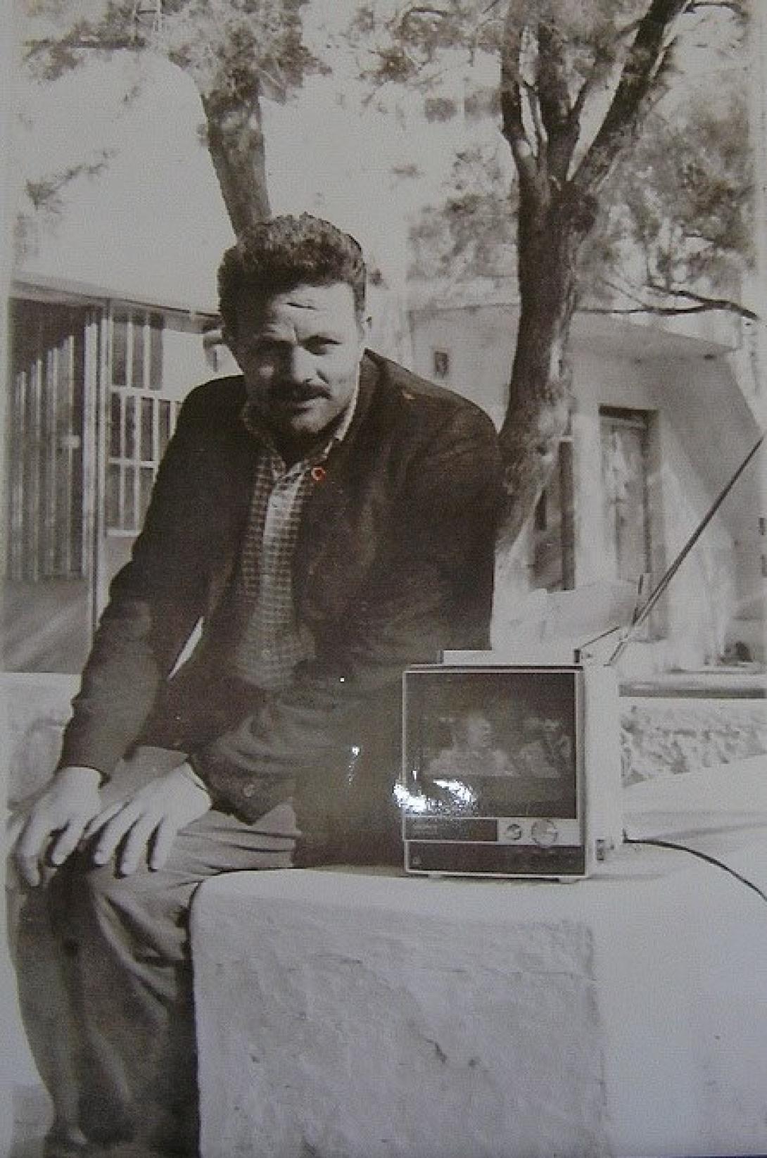 Η πρώτη τηλεόραση στον Κερατόκαμπο, ο Κοκόλας και ο... "Παράξενος ταξιδιώτης"